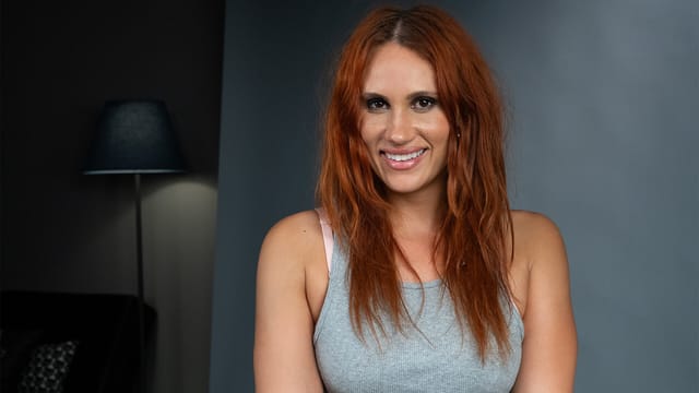 Kellfire in a YanksVR non POV 60 FPS solo adult video featuring medium tits and dirty talk in a clear VR setting.