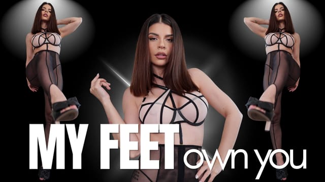 Brunette model Alexa Creed wears lingerie and speaks during this solo VR scene filmed in 60 frames per second.