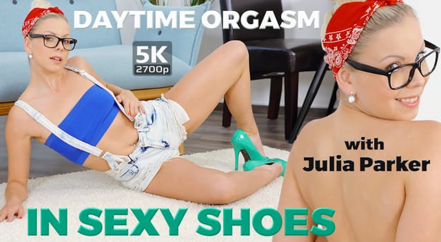 Julia Parker in sexy shoes performs a solo daytime orgasm in 4K VR for TmwVRnet