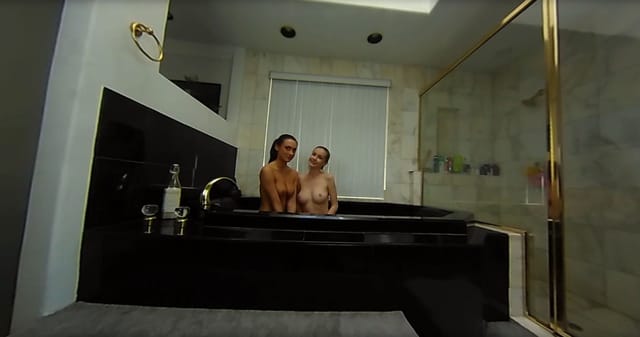 Bath Time EmilyBloom Emily Bloom Deanna Greene — photo 2