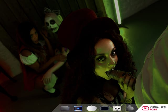 Dolls Kill VirtualRealPorn Alessa Savage Kiki Minaj Lovita Fate — photo 5