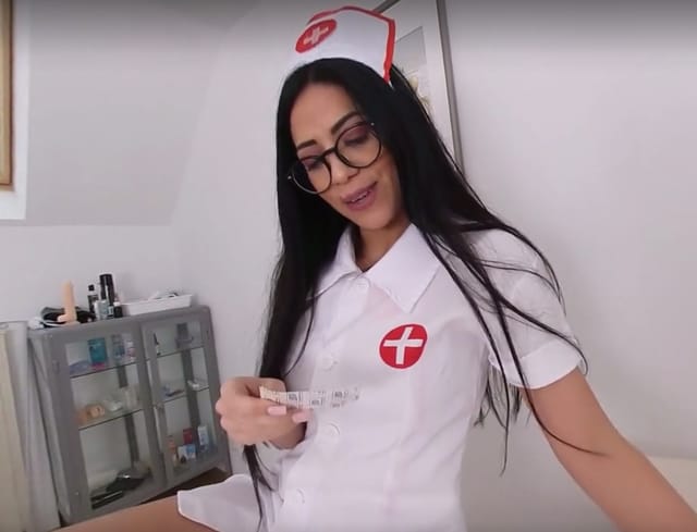 Got A Surprise For You Doc Prologue perVRt Julia De Lucia — photo 4