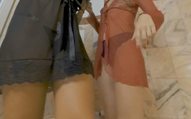 Hot Brunettes Click Toghether Eva Wild Etty VRixxens — photo 2