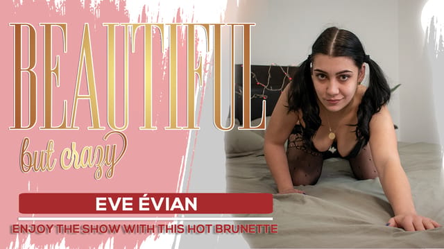 Brunette Eve Evian performs a solo routine in a VRStars production featuring 4K resolution and 60 frames per second.