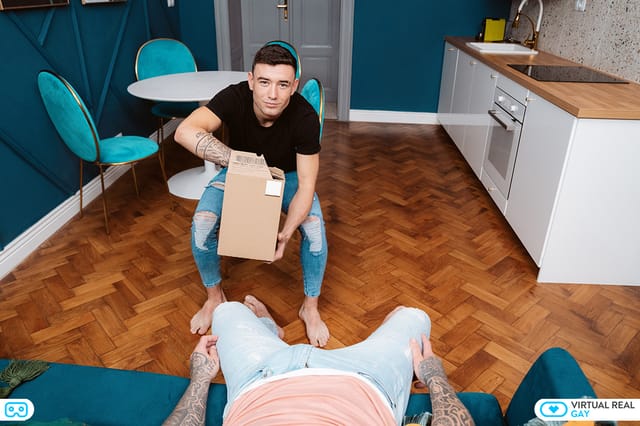Black Friday Surprise Simon Best Ryan Cage — photo 2