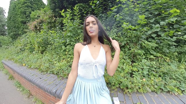 Kim Model - Knitted Top VRSmoker — photo 1