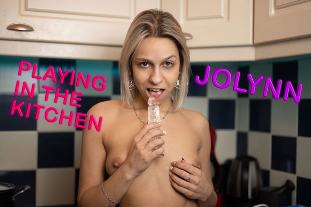 Solo Jolynn plays in the kitchen in this 4K non-POV 180-degree VR video from PIP VR.