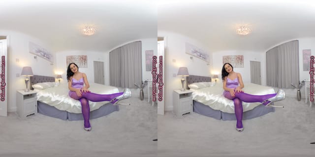 Bonnie Satin Seduction JOI Bonnie Bellotti GlossTightsGlamourVR — photo 10