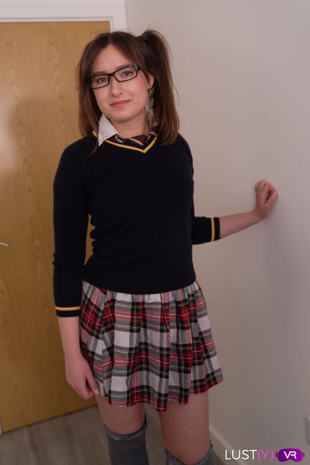 College Kink Ellie LustyVR — photo 1