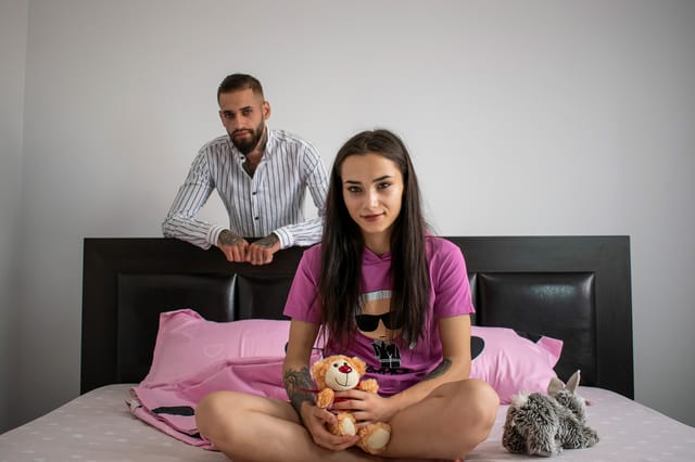 Zoe Foxxy - Horny Step Daughter wants to feel her Step Father's Cock Zoe Foxxy VRStars — photo 4