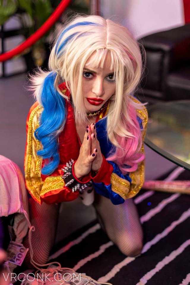 Slutty Emancipation of One Harley Quinn Lola Fae VRConk — photo 8