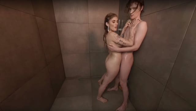 Hot shower to start the day KinkyGirlsBerlin — photo 3