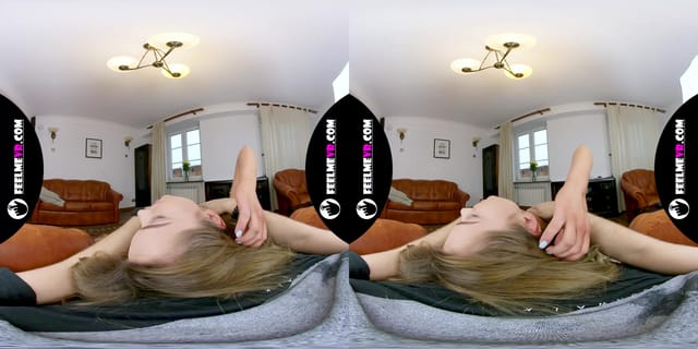 Lapdance 180vr video of a hot 18 year old student Emily FeelmeVR — photo 10
