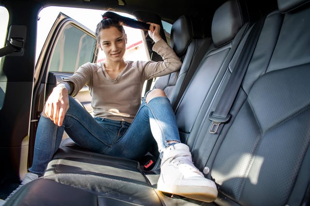 Zoe Foxxy - Brunette teen backseat fucking Zoe Foxxy VRStars — photo 2