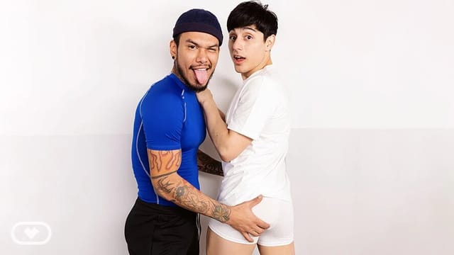 Pablo Bravo and Ken Summers enjoy a morning surprise anal and blowjob in this VirtualRealGay VR POV video with 60 FPS.