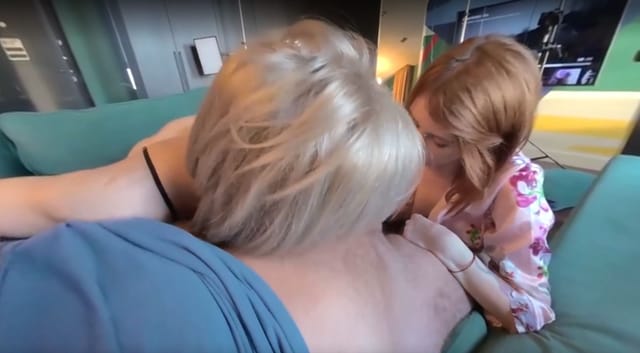 3Some With NekoKimiko And Hot Milf Jessika Trunk VRXClouds — photo 8