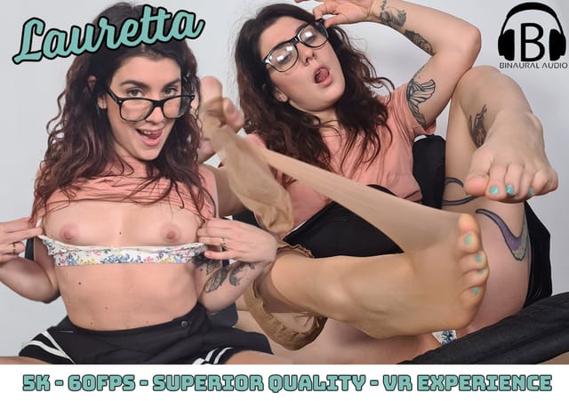 Redheaded model Lauretta displays her curves in a solo non POV 4K VR production filmed at sixty frames per second.
