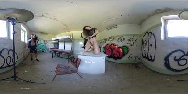 360VR Video Nude Fetish Photosession Backstage With Sascha FeelmeVR — photo 9