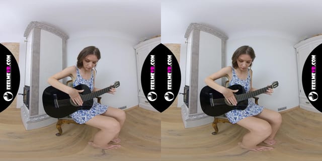 Rebeka Ruby After Guitar Lesson Plays With A Pink Vibrator FeelmeVR — photo 8