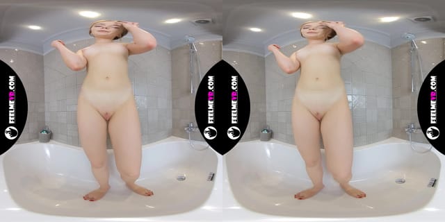 Phoneixa Fisting With Man Hand And Masturbates VR180 FeelmeVR — photo 4