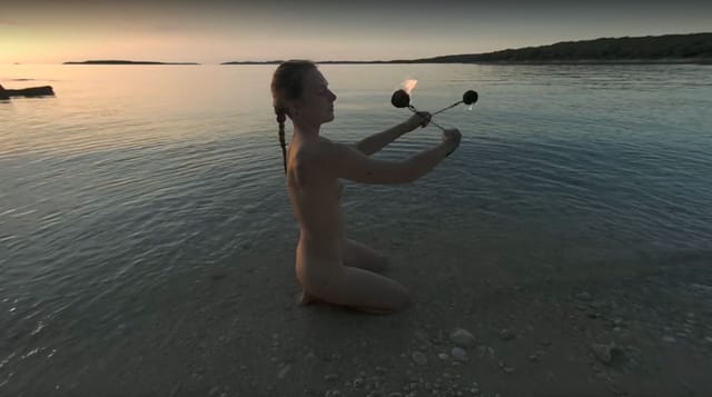 Special Fire Dancing Naked On Sunset Beach Extra Long And Hot With Redhead Lea On Vacation VRgoddess — photo 2