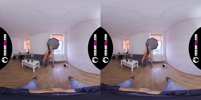 VR Porn: She's Riding in Virtual Reality VR porn — photo 2