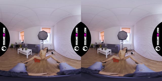 VR Porn: She's Riding in Virtual Reality VR porn — photo 7