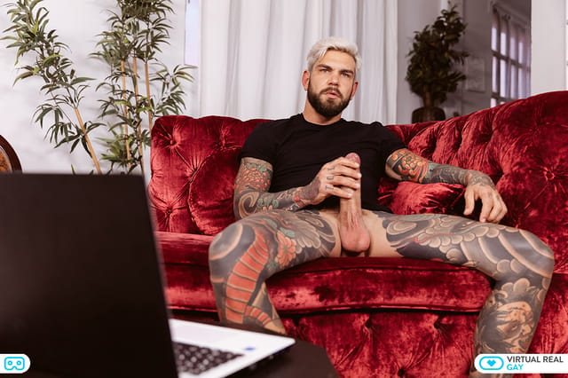 [Gay] Lucho Is Live! VR porn — photo 3