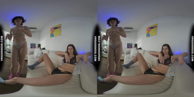 Josie Getting Her Pussy Vibrated Explicitly To Orgasm By Big Boobed Sofie White Casting Couch VRgoddess — photo 10