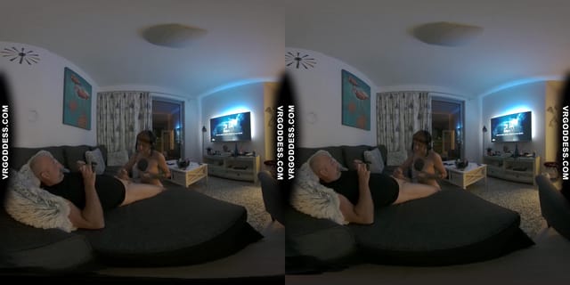 Vacation Sexy Tattooed Brille Giving Me Nasty Sloppy Wet Blowjob Between The Scenes With Mouth Cum VRgoddess — photo 8