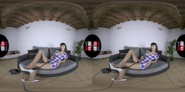 Sexy Brunette Missy Sinner Playing With Her Outstanding Feet In — photo 2