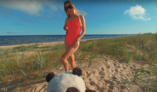 Stefani Kaleesy Beach Day in Poland Plushies TV — photo 4