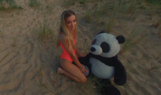 Stefani Kaleesy Beach Day in Poland Plushies TV — photo 5