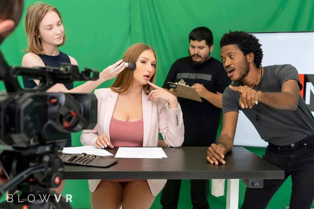 Throat Blowjob with Skylar Snow BlowVR — photo 7