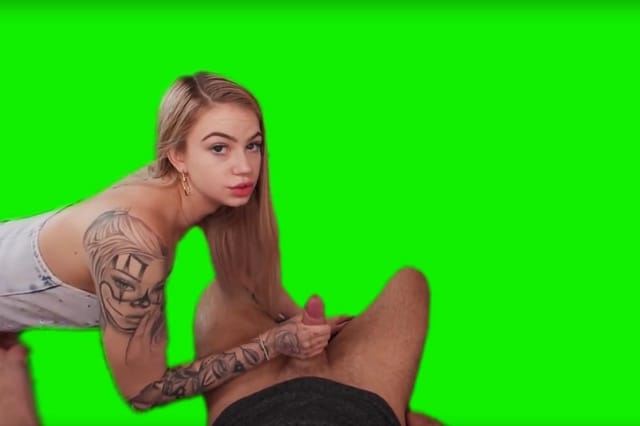 Returning the favor with Sladyen Skaya (Passthrough) VR pornnow — photo 4