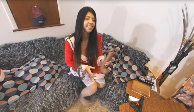 Santa Latina Karoli Ferraz AllVRPorn — photo 4