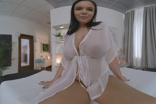 Sofia Lee VRMassage — photo 3