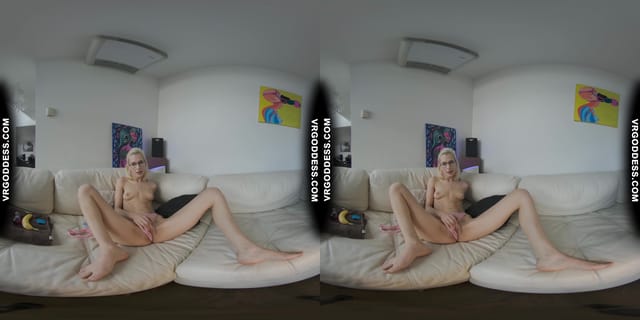 Sexy Sultry Skinny Blonde Student Poppy Deep Masturbating With A Large Banana VRgoddess — photo 10