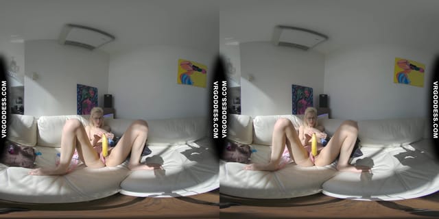 Sexy Sultry Skinny Blonde Student Poppy Deep Masturbating With A Large Banana VRgoddess — photo 4