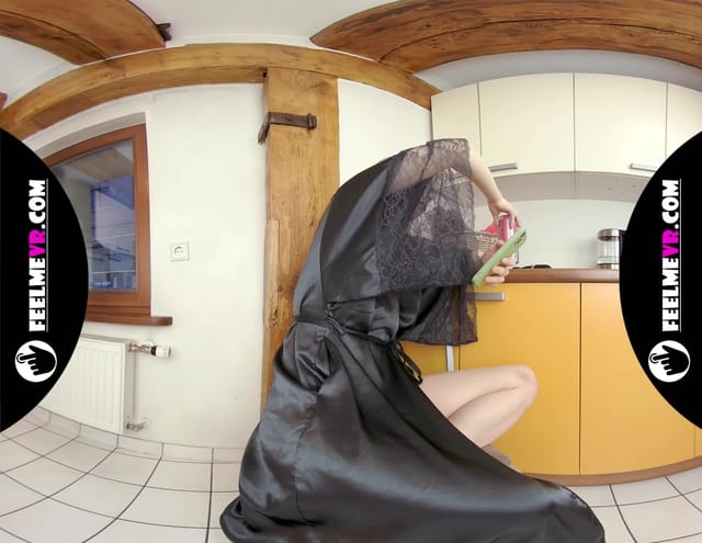 Miturasu Watches Porn And Masturbates With A Black Vibrator FeelmeVR — photo 4