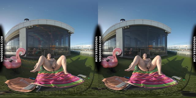 Vanessa Klein Jilling With Some Big Dildos For Deep Penetration Rooftop Bubble Sunbathing VRgoddess — photo 6