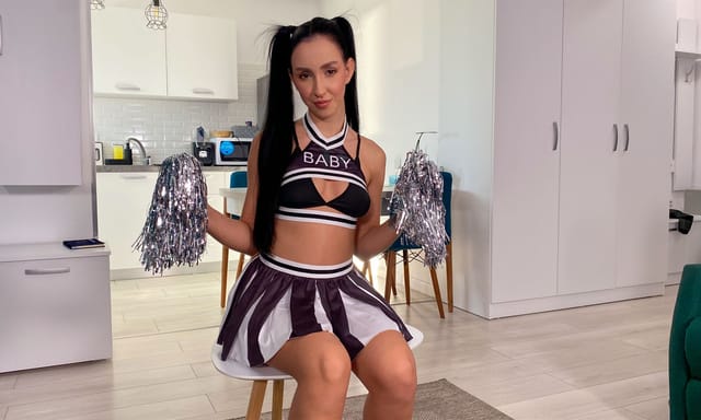 Lara Sins - The Cheerleader Of Anal Sex VRMansion — photo 4