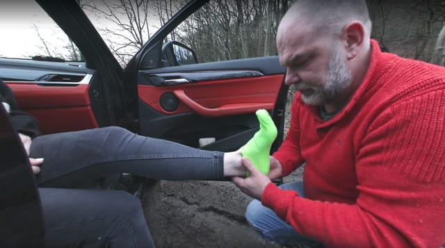 Outdoor Foot Worship SabdeluxeVR — photo 2