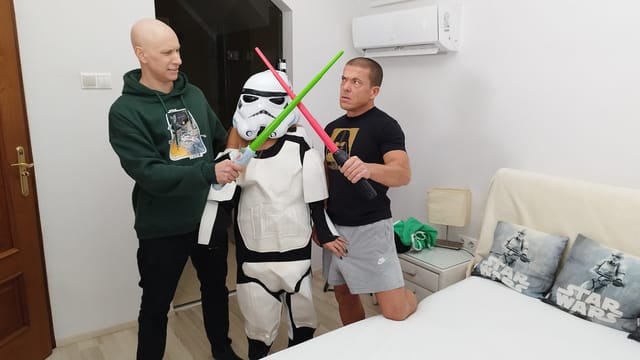 CLARA TRINITY PART ONE - SURPRISE THREESOME for STAR WARS LOVING STEPDAD Immoral Family — photo 9