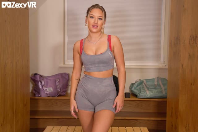 Gym Wear Strip Molly M ZexyVR — photo 4