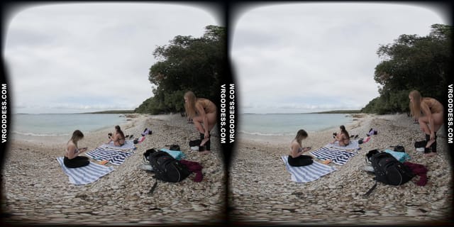 Three Extremely Attractive Models Emmux Rebeka Ruby And Kristina Full Day On Nude Italian Beach VRgoddess — photo 1