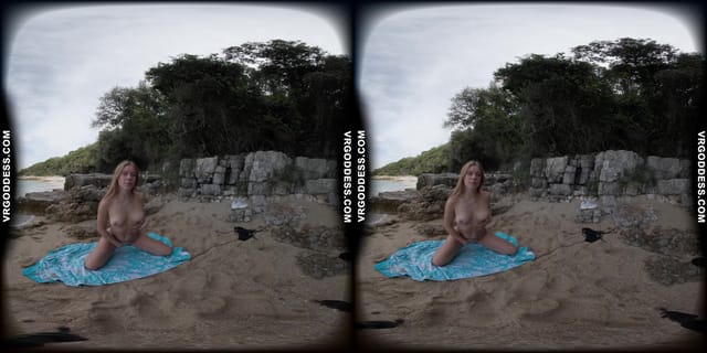 Kristina Masturbating And Showing Her Pussy On A Secluded Beach In Italy VRgoddess — photo 7