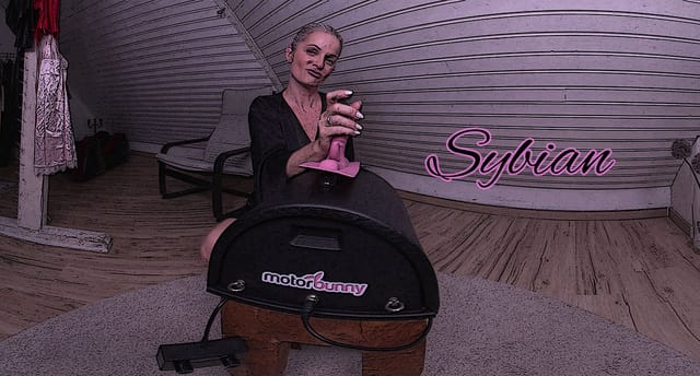 Sabdeluxe performs a solo Sybian POV in a mature setting, captured in 4K VR passthrough resolution.