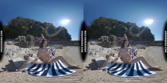 Matty Glass Dildo Masturbating Nude Beach With Josie Sunbathing Nude Background VRgoddess — photo 10