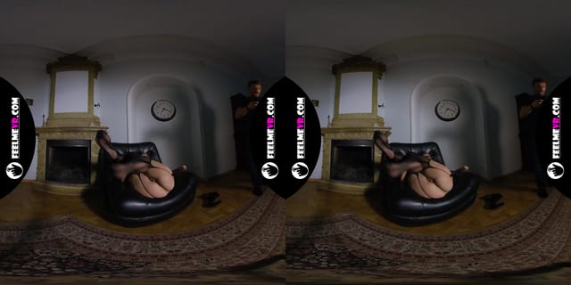 Paula Big Tits Babe Slapping Herself in Old House VR180 Photo Session Backstage FeelmeVR — photo 10